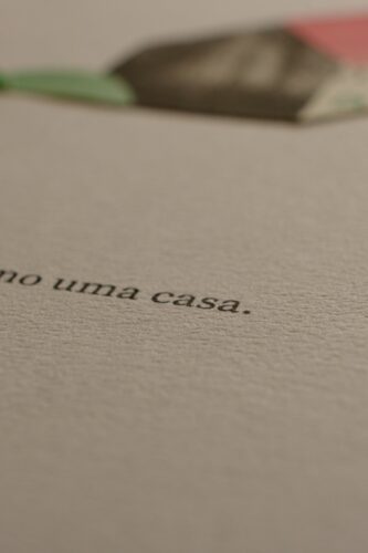 "O poema é como uma casa"